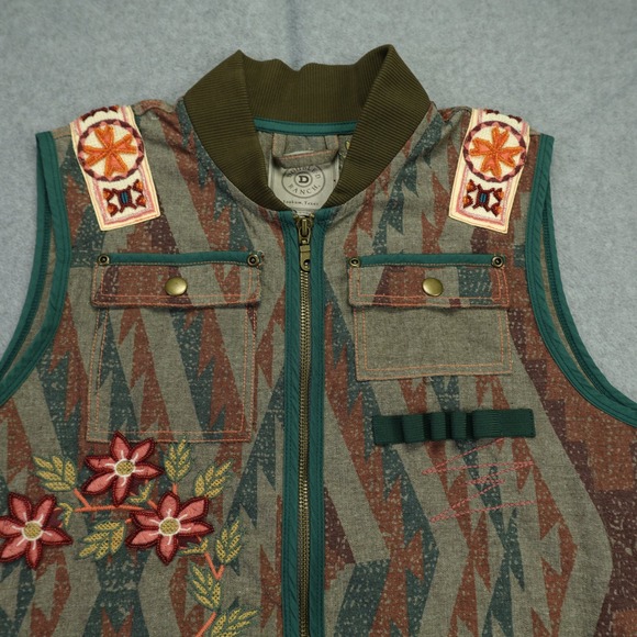 Double D Ranch Vest Womens Medium Brown Southwestern Embroidered Horse Zip Up - Picture 2 of 15